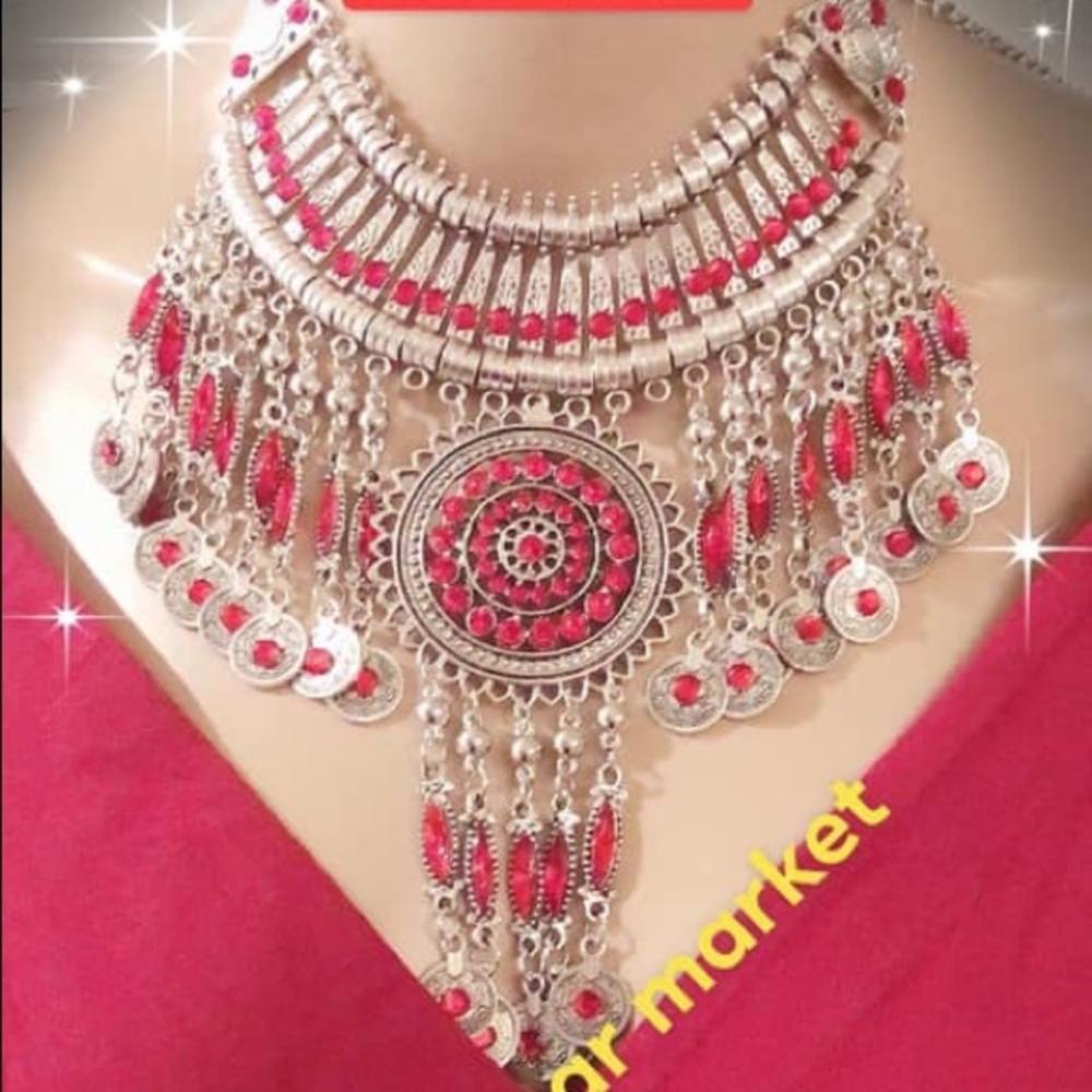 Necklace Set
